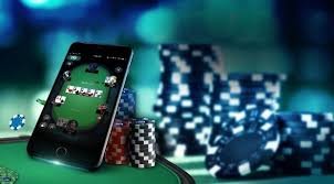 Pengguna menikmati berbagai permainan live casino berkualitas tinggi di platform cendanabet